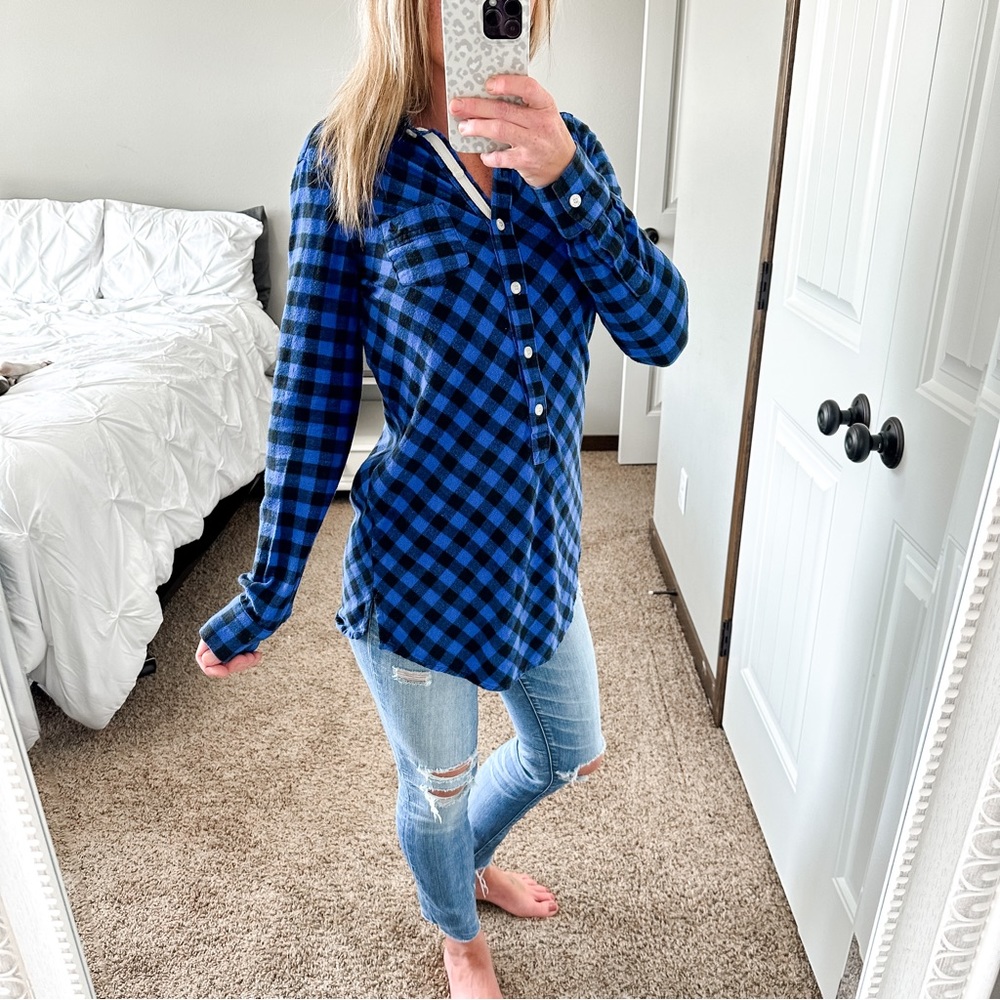 Aerie Black/Blue Buffalo Plaid Long Flannel Size XS